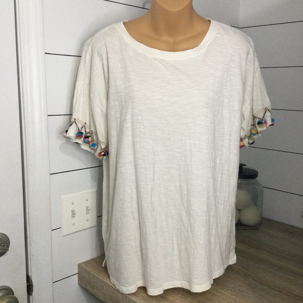 Loft lounge‎ tee